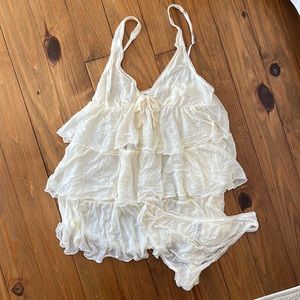 NWOT Victoria’s Secret off white babydoll top lingerie set size S